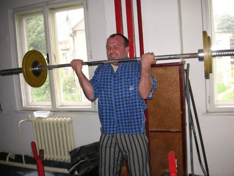 Pavel Lorenczik - bicepsový zdvih.JPG