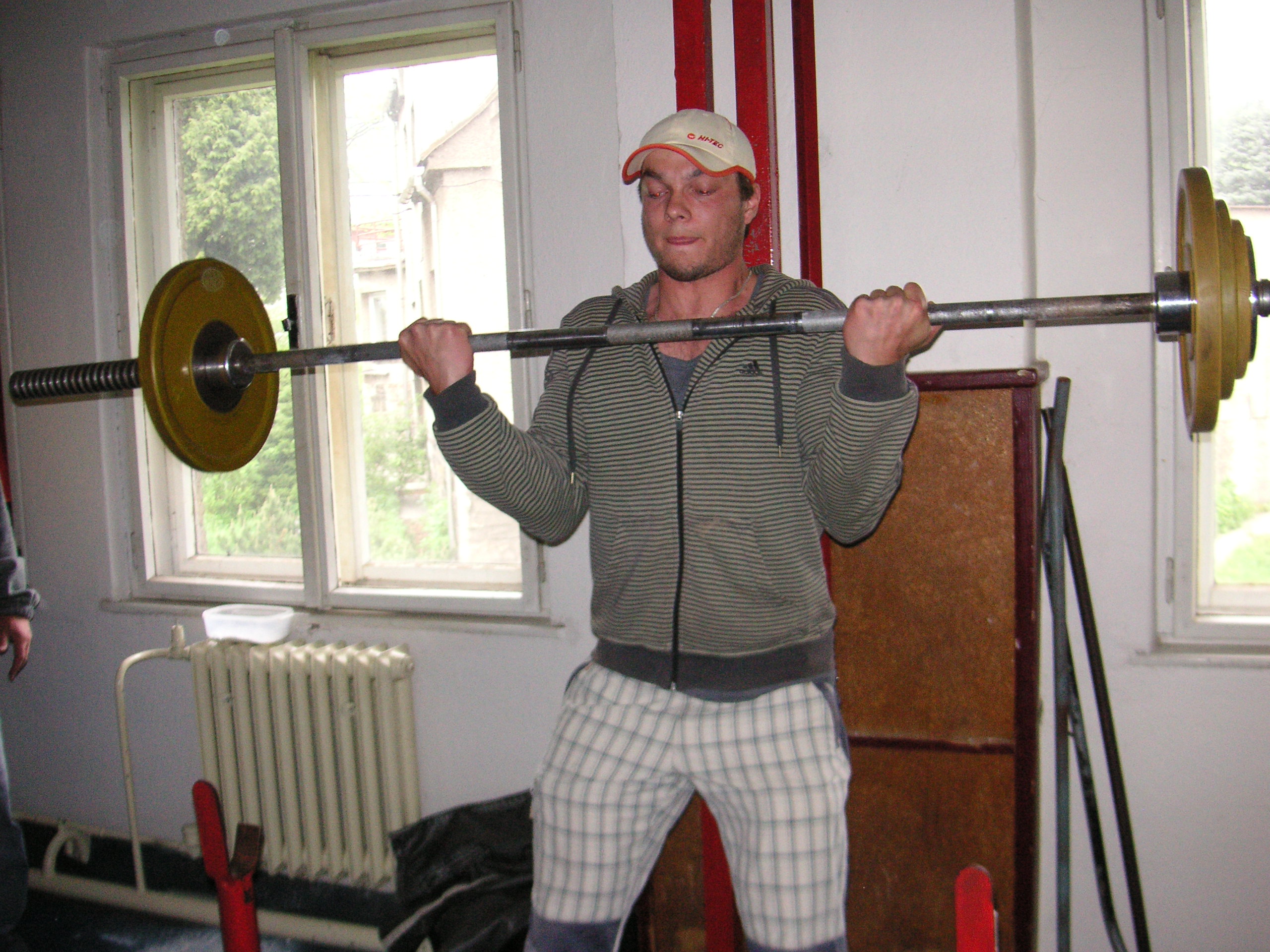 Michal Juzek - bicepsový zdvih.JPG